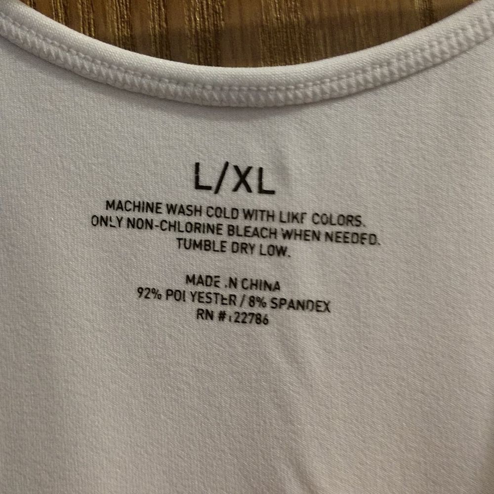 Tank top - Picture 2 of 2
